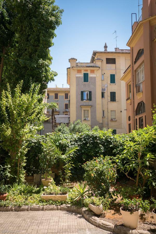 Casa Vacanze "Il Vaticano A 2 Passi" Roma Exterior foto